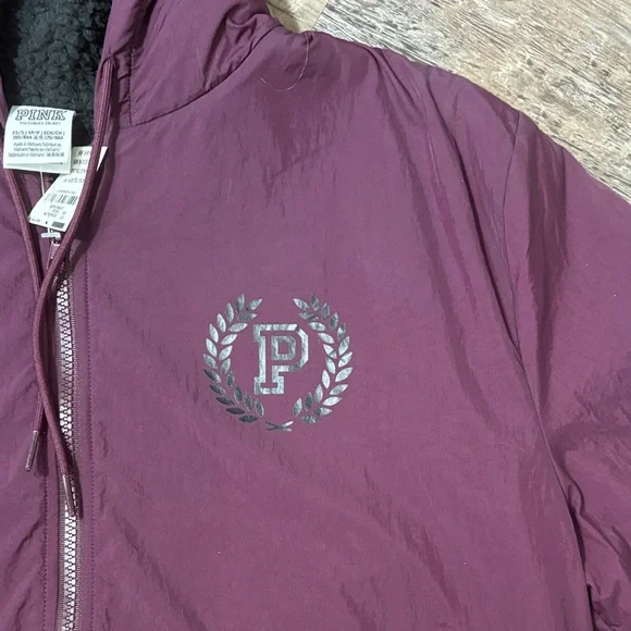 🆕 🧥 PINK Victoria's Secret Maroon Hooded Sherpa Jacket - Picture 3 of 8